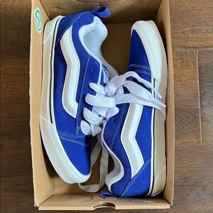 Vans knu school blue kids 6.5/women 8